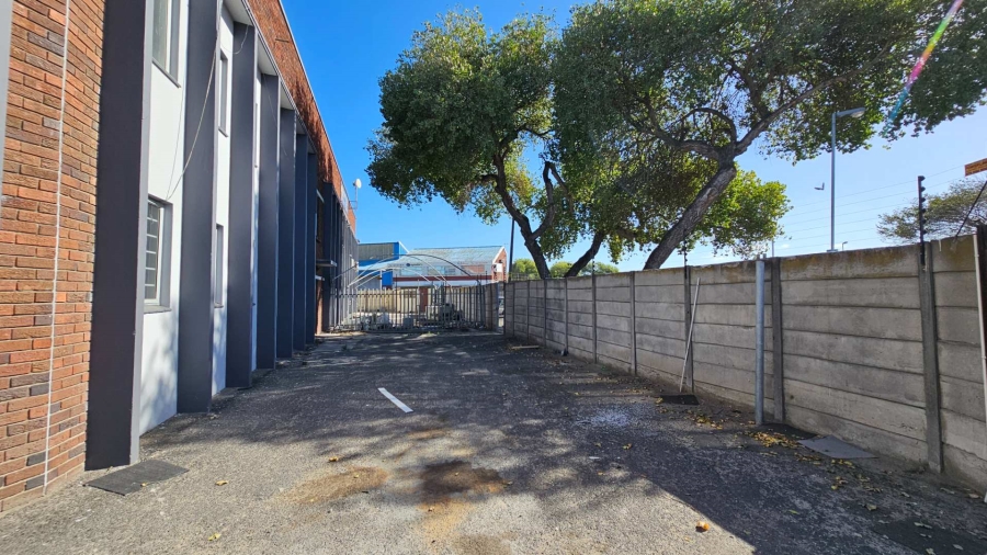 To Let commercial Property for Rent in Beaconvale Western Cape